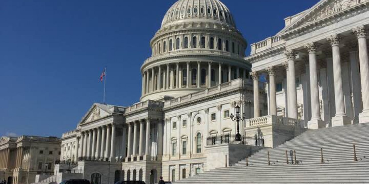 Side angel view of the US Capitol Building